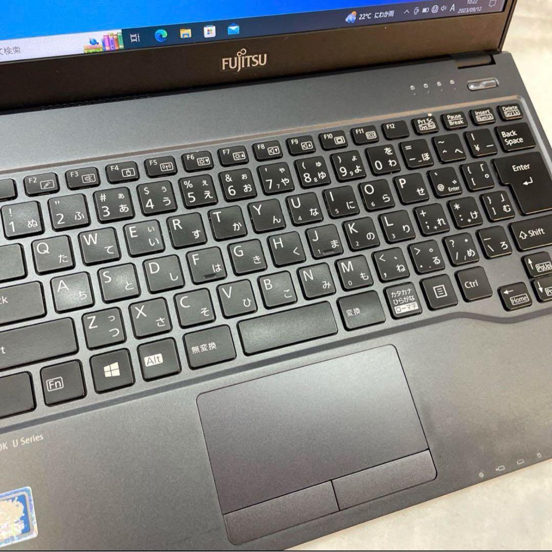 富士通 LIFEBOOK U938/T　SSD256GB メモリー8GB