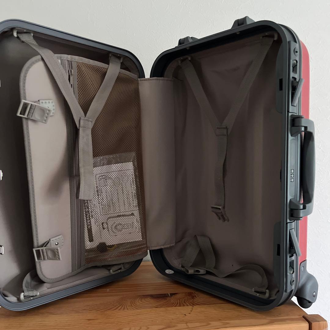 ☆不二家　ファミリークラブ　ペコちゃん　スーツケース