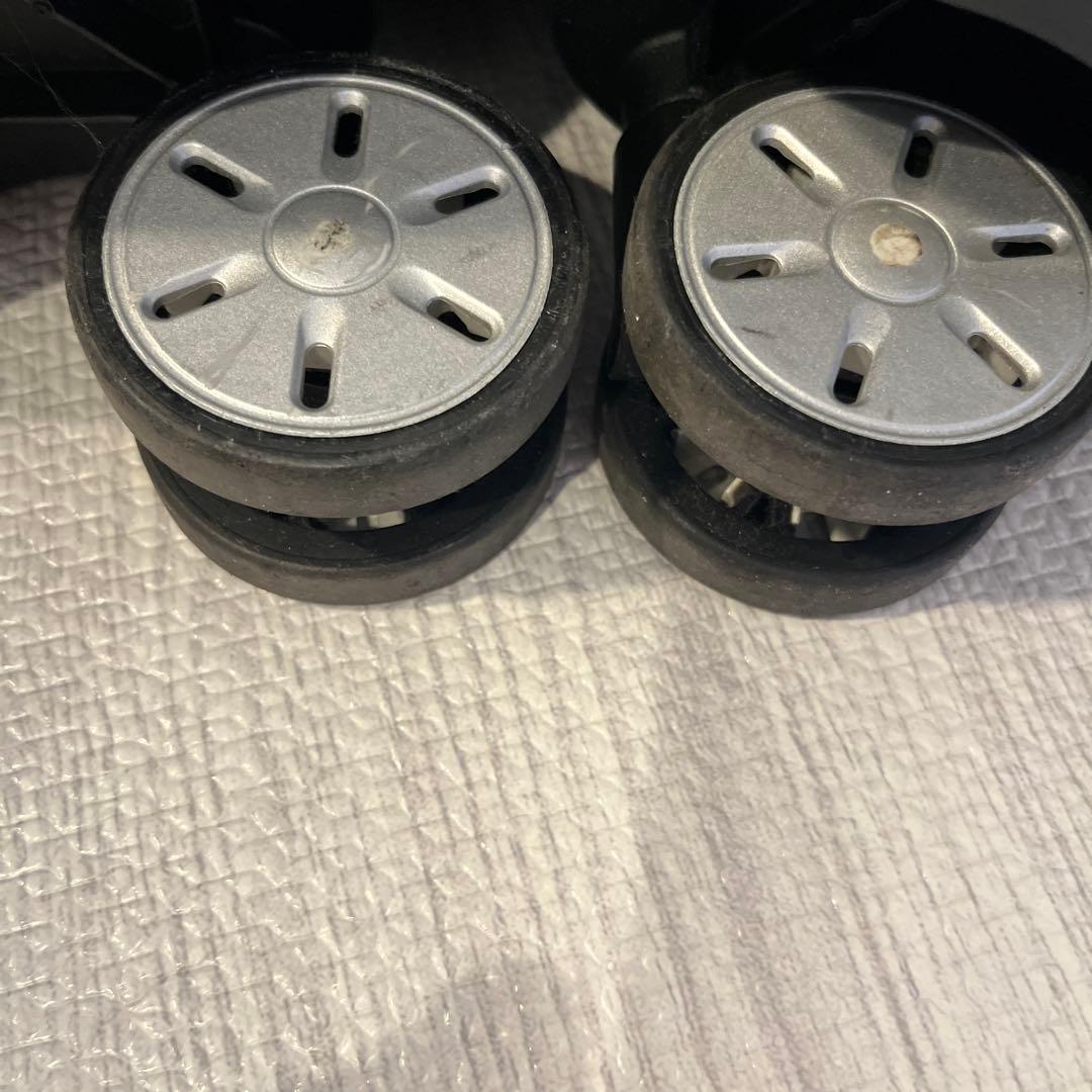 RIMOWA リモワ　サルサ　ブラック63L 4輪