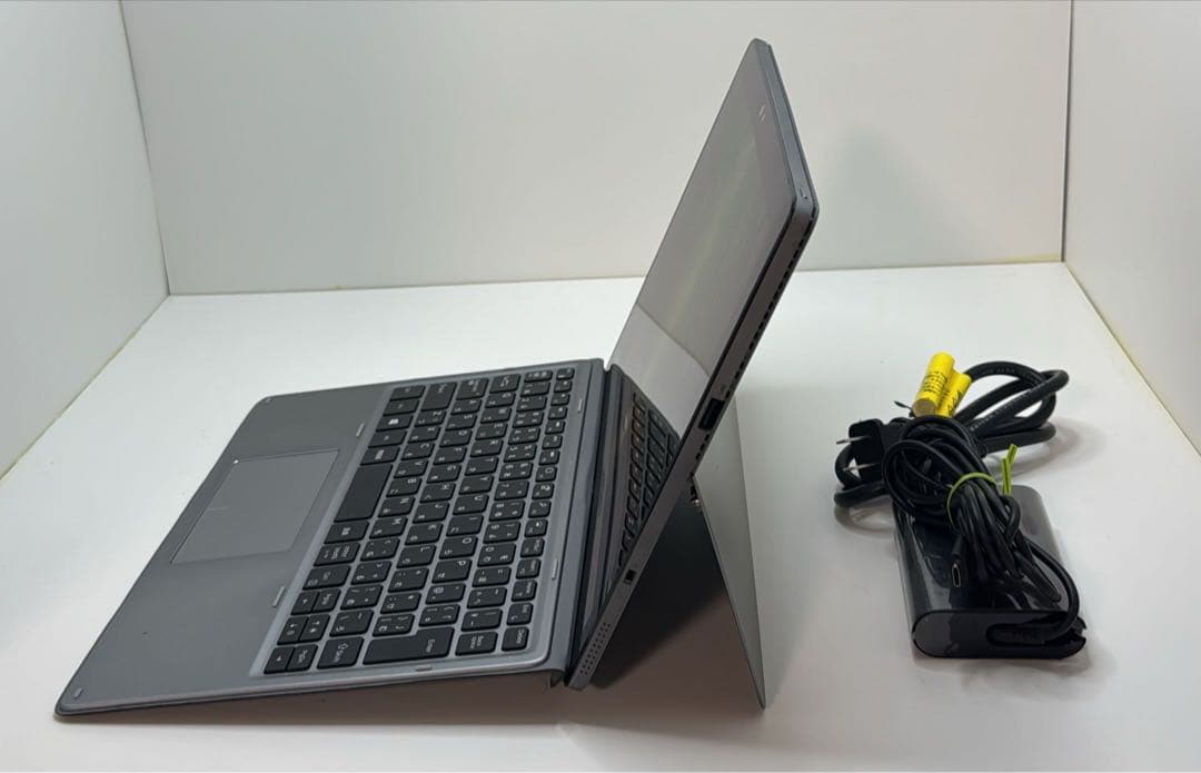 Windowsノート本体 Latitude 7210 2-in-1 i7