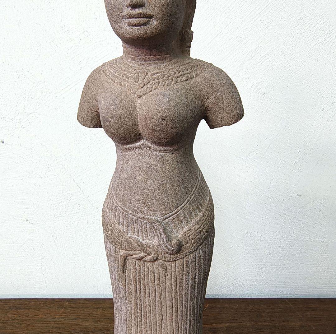 クメール　女神像　砂岩　彫刻　オブジェ　レプリカ　H39cm