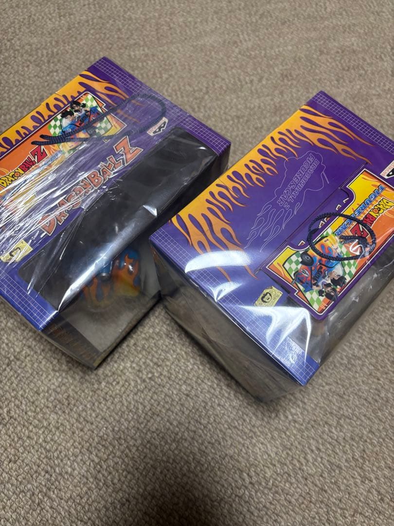 ドラゴンボールZ フィギュア＆カー 2個セット　悟空&悟天　悟飯&ビーデル