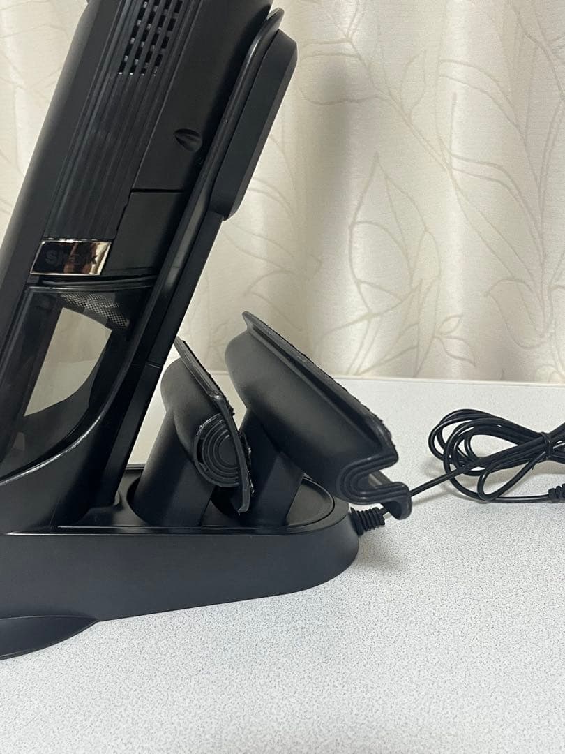 シャーク　Shark EVOPOWER W20 ハンディクリーナー　美品