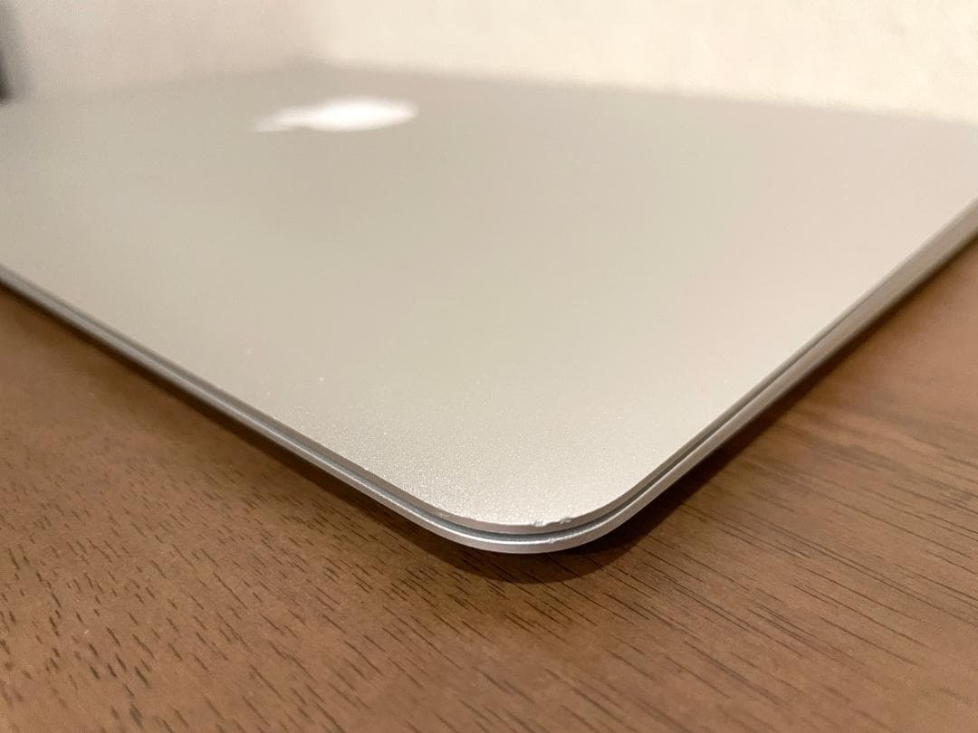 MacBook Air 13\"　2017　i5　8GB　121GB