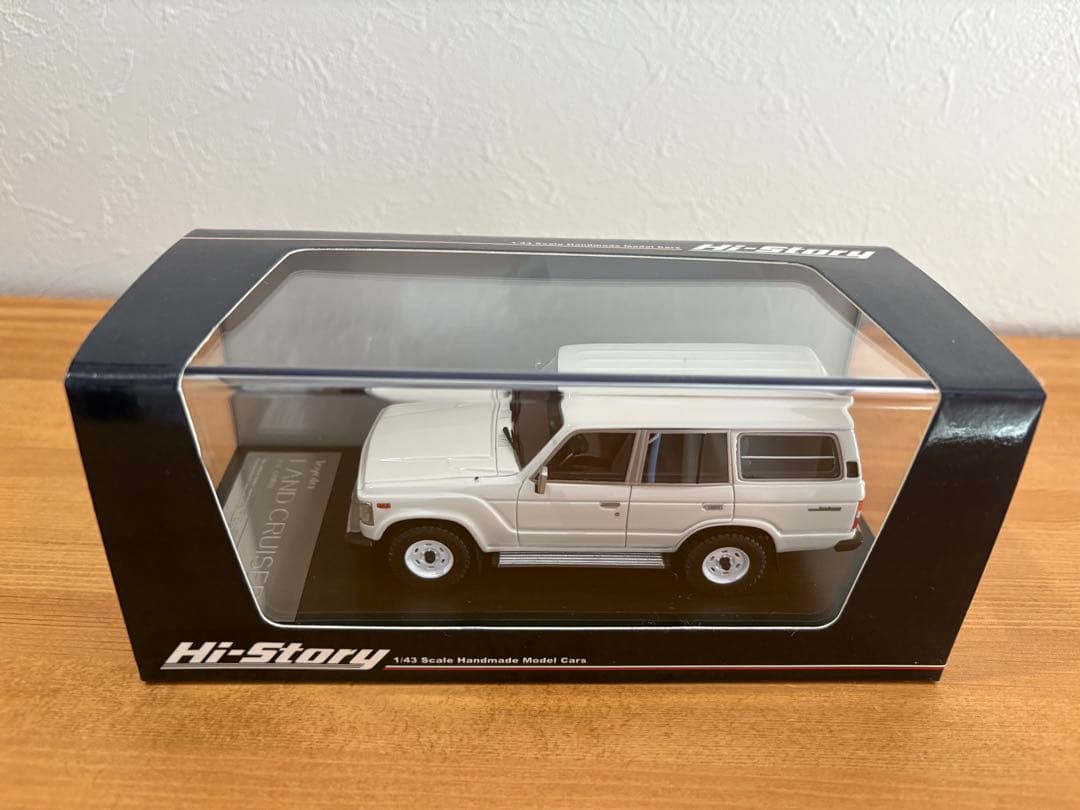 ハイストーリー　ランドクルーザー60 ホワイト