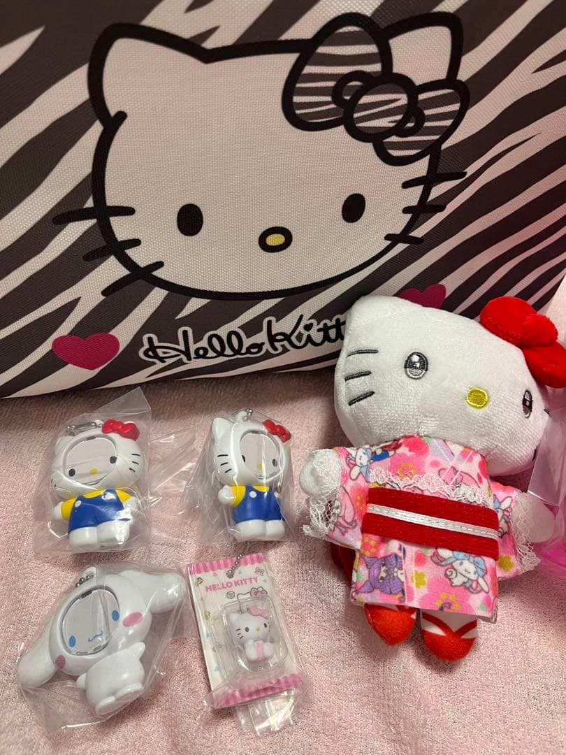 キティちゃんまとめ売り 顔ハメガチャ 収納ボックス キーホルダー