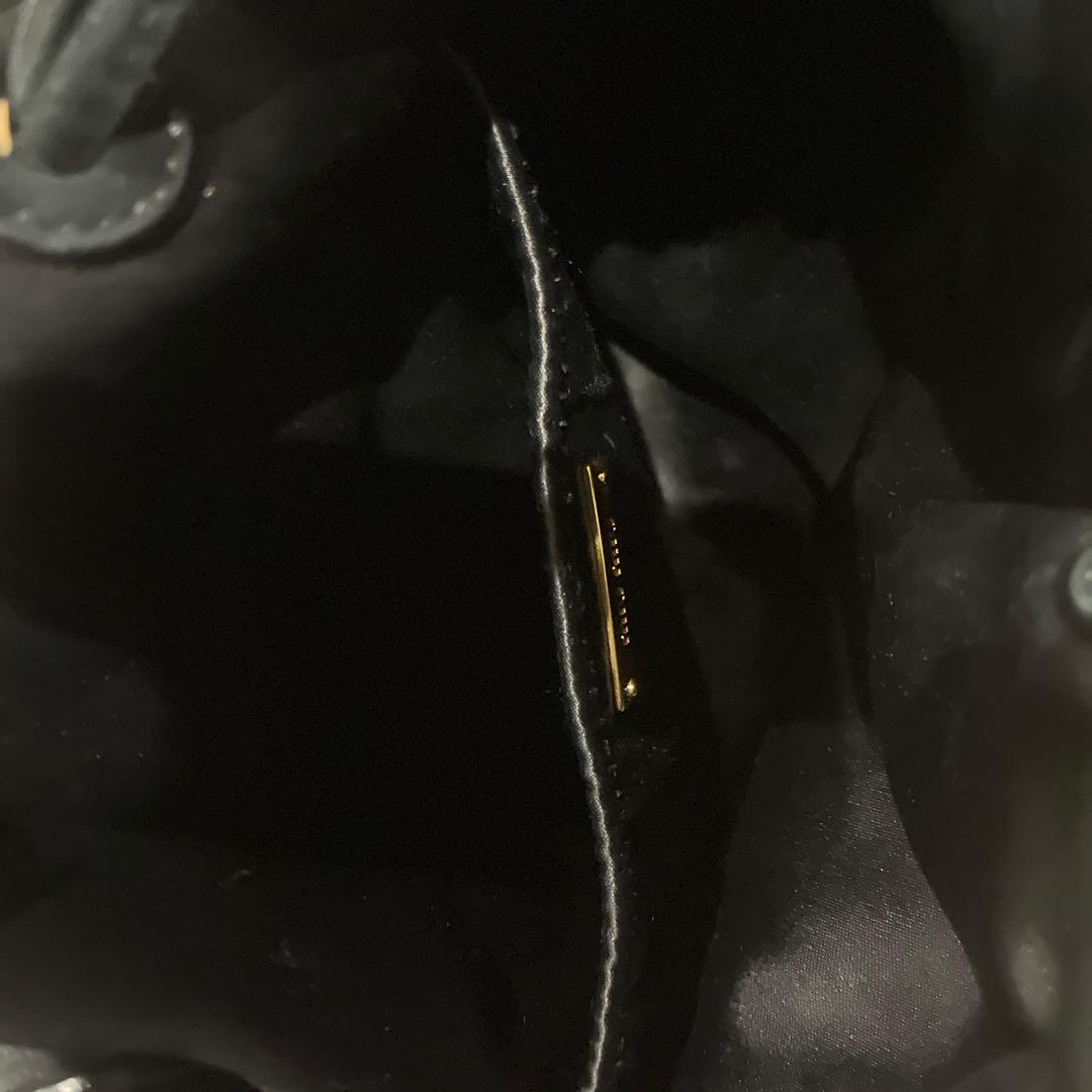 【本日限定価格】miumiu ベロア　巾着バック