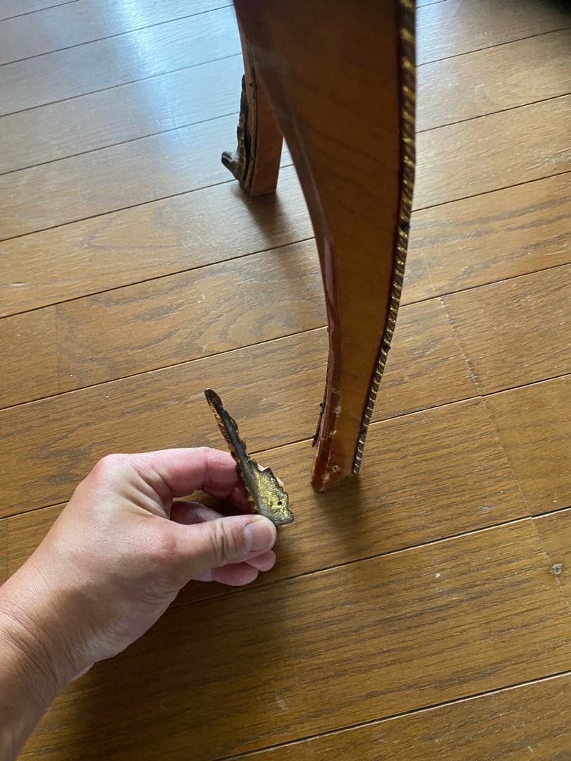 西洋アンティーク　木製サイドテーブル