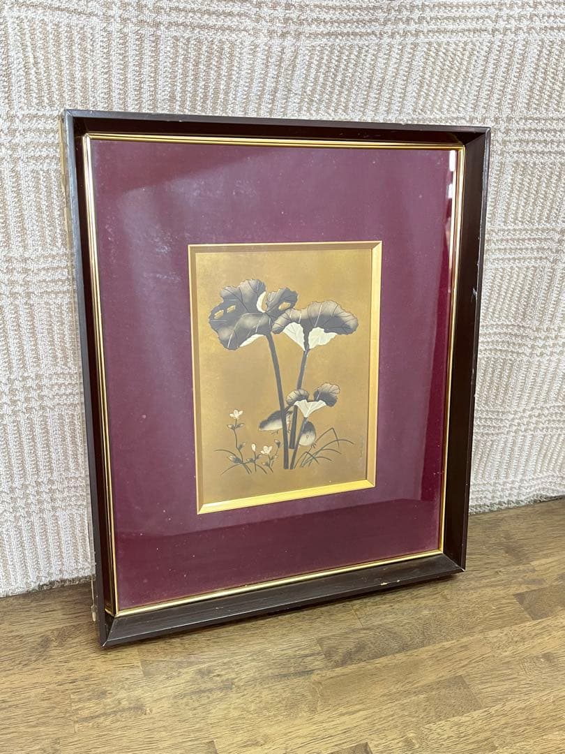 【アンティーク】額装 額縁 鉄板彫刻 葉っぱ リーフ 鳥 金色 オブジェ 飾り物