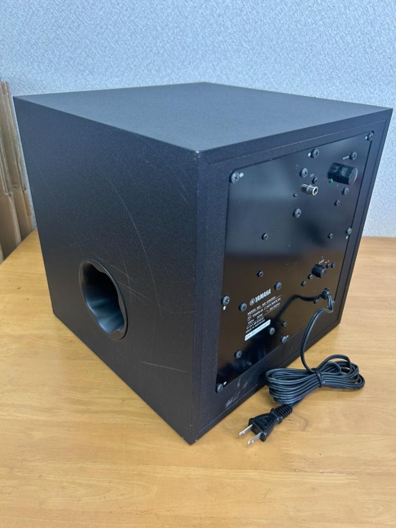 ヤマハ サブウーファー ツイステッドフレアポート NS-SW050(B)