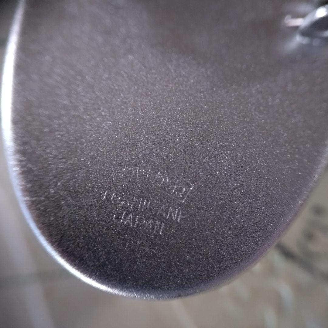 日本製ヴィンテージ　俊兼　トシカネ　有田焼　焼き物　あじさい　紫陽花　ブローチ