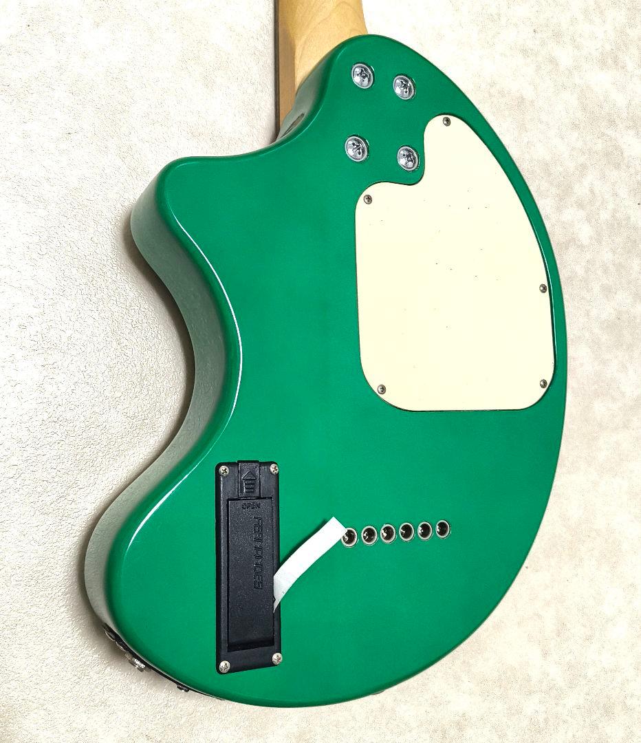 【超美品】ZO-3 グリーン アンプ内蔵ミニギター 専用ケース付 ぞーさん