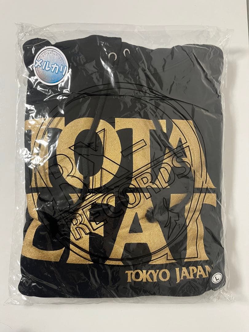 【未開封】TOTALFAT パーカー ブラック×ゴールド L