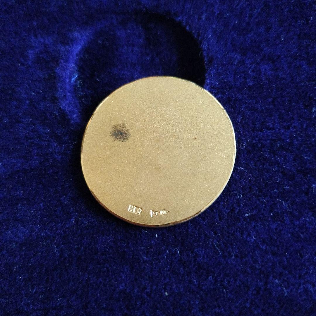 純金　18K 記念メダル