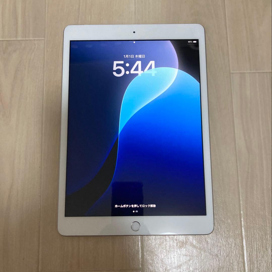 iPad 第8世代 セルラーモデル 32GB シルバー