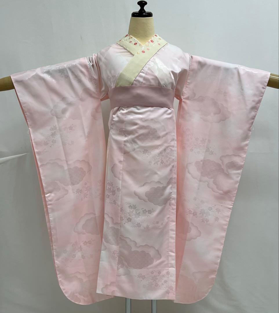 振り袖　フルセット　長襦袢付　赤　金彩加工　パールトーン　刺繍入り　522