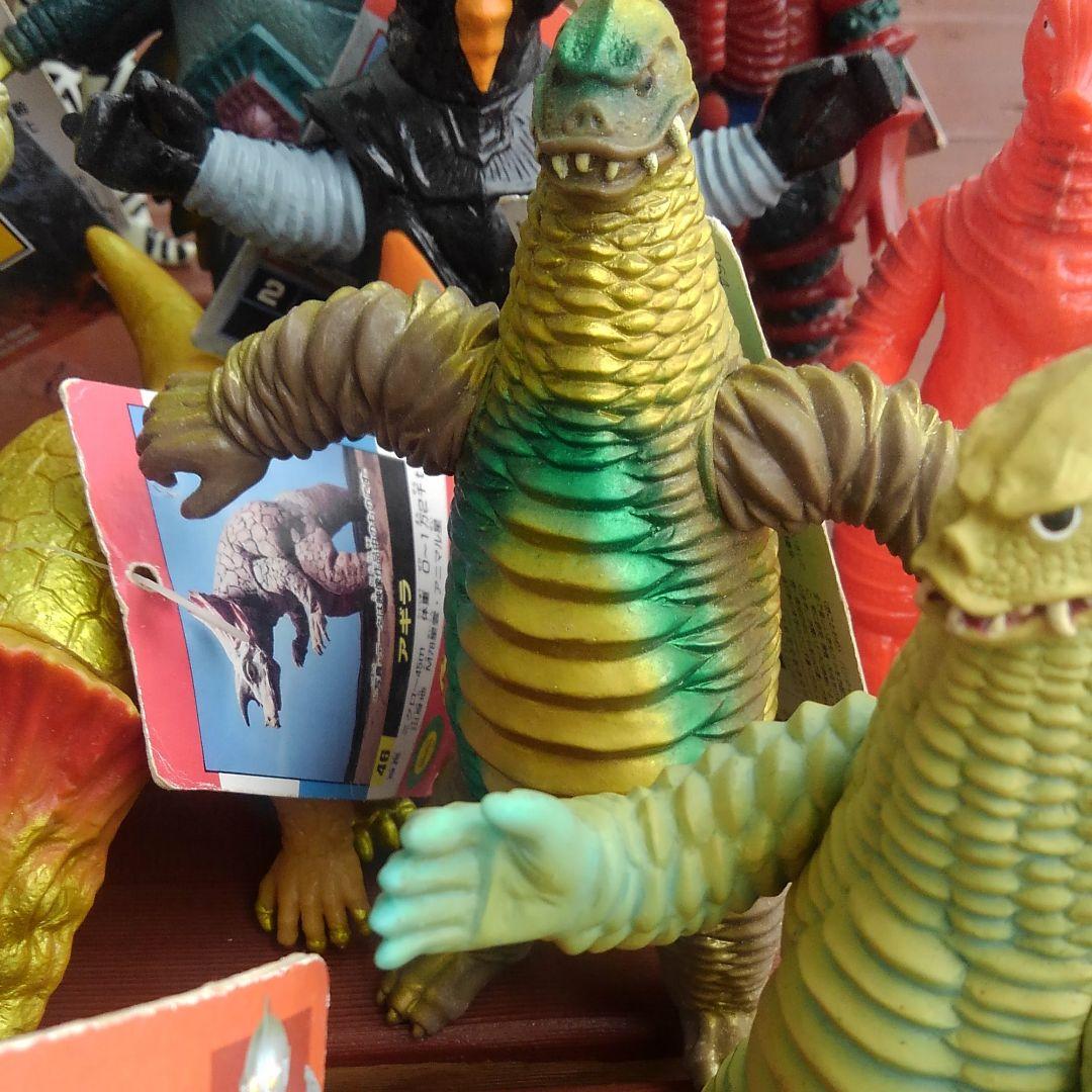 ✴️昭和の怪獣❇️ウルトラマン 怪獣✨(25個セット)タグ付き・バンダイ⭐ソフビ