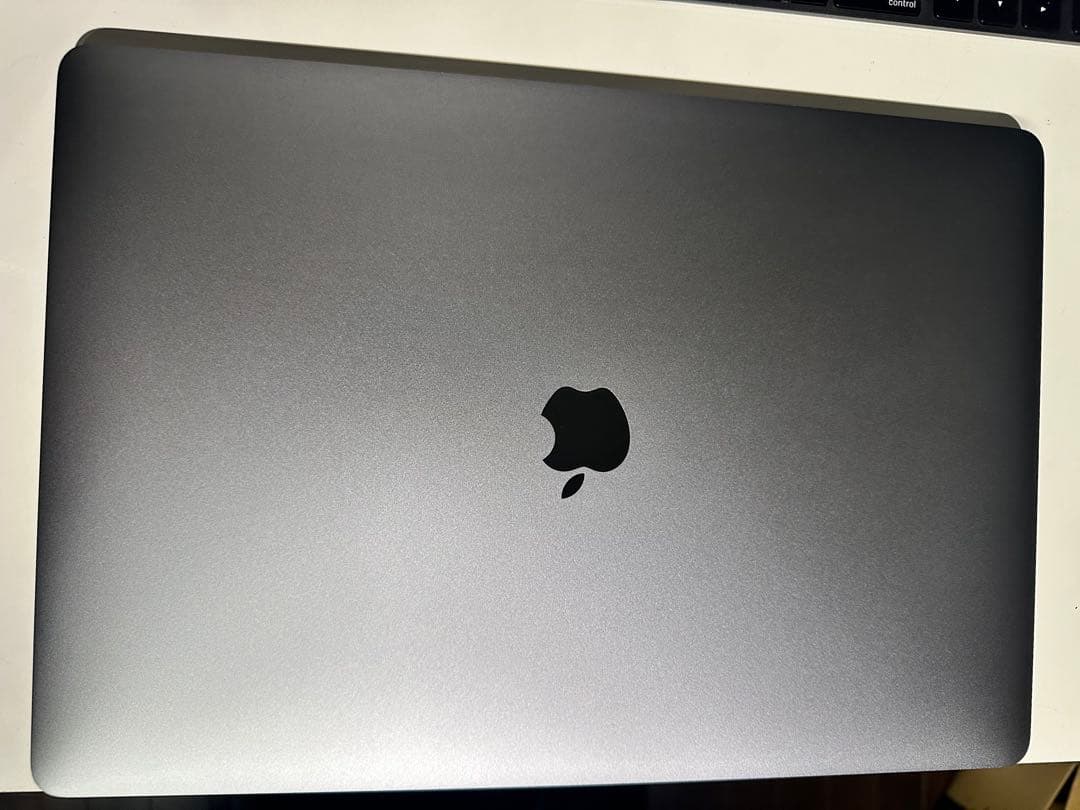 MacBook Pro 15インチ 2016 i7/16GB/1TB 箱充電