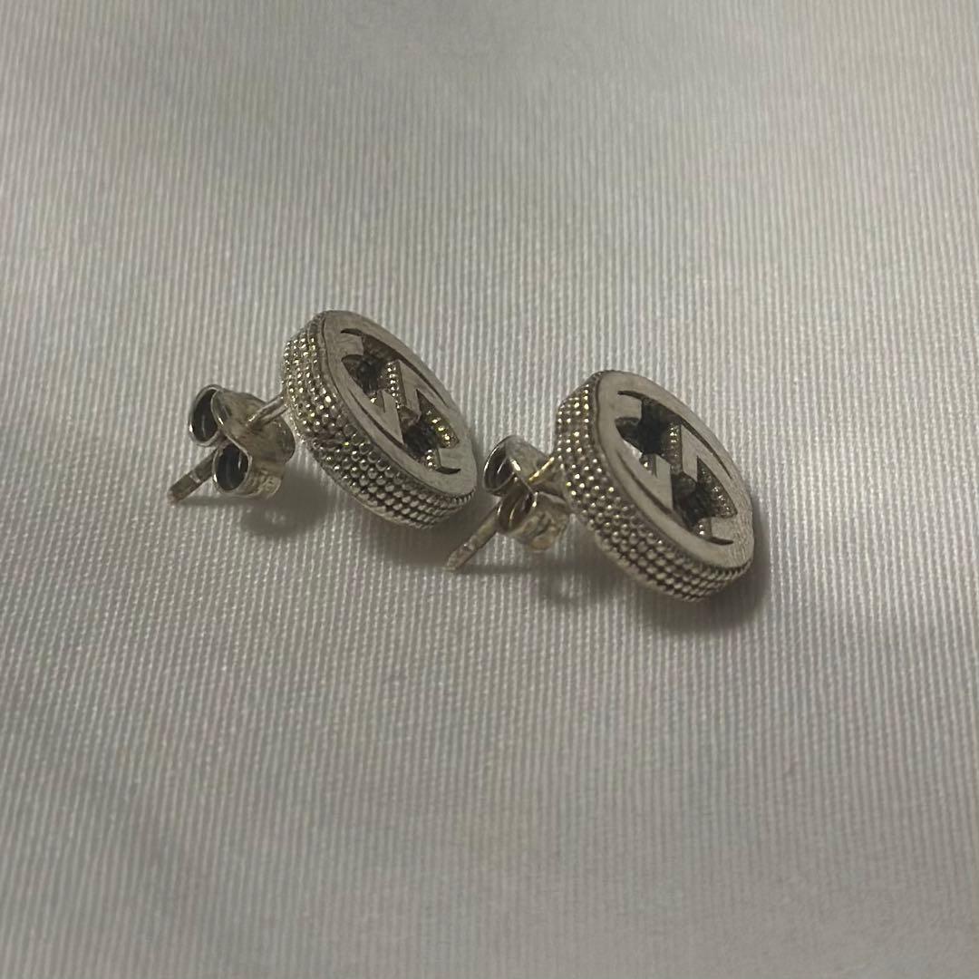 A*i様 Gucci ロゴ入りピアス