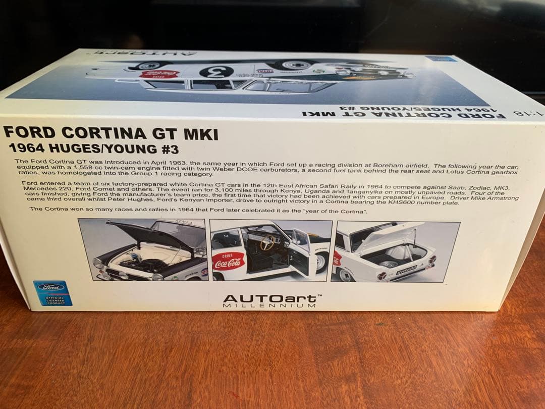 ミニカー AUTOart 1964 Ford Cortina GT MKI #3 1/18