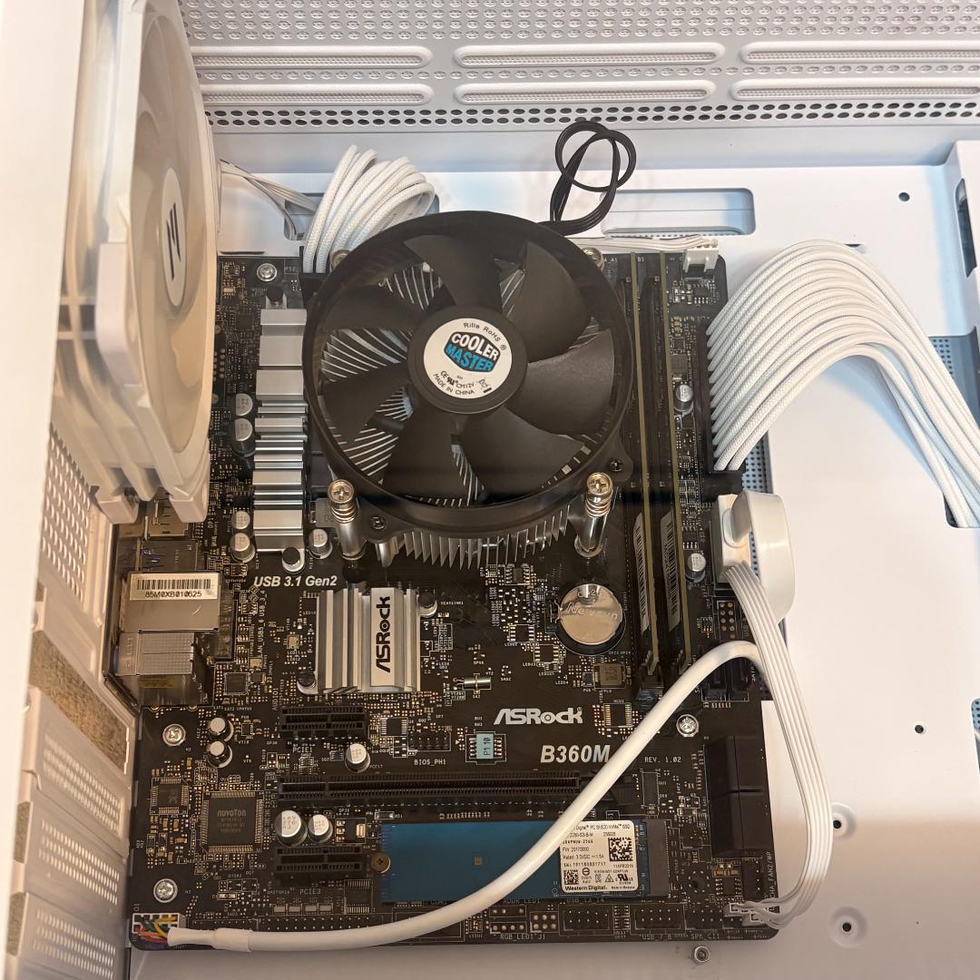 デスクトップPC Core i7-8700 メモリ16GB ホワイト