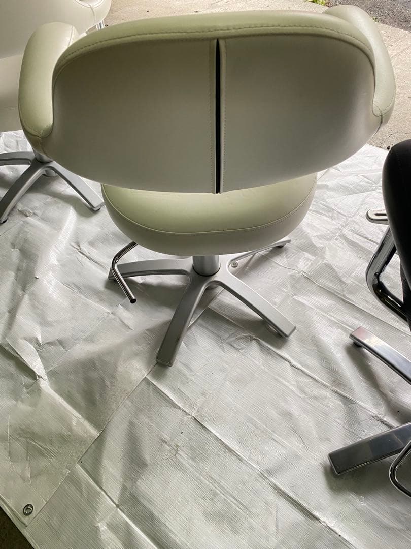 スタイリングチェア　美容室　椅子　セット椅子　カットチェア