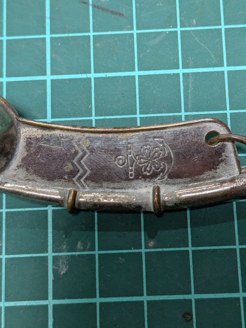 日本海軍のホイッスルです