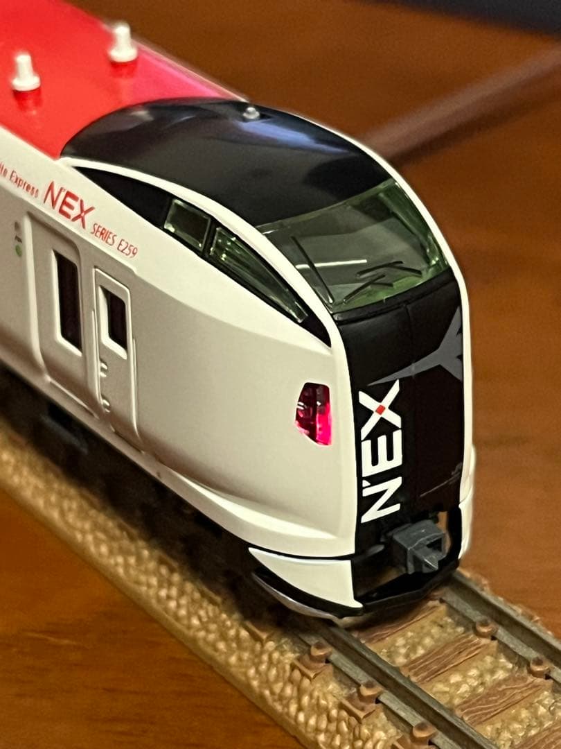 k*o様 JR東日本E259系NEX6両　kato ライト点灯動力動作確認済