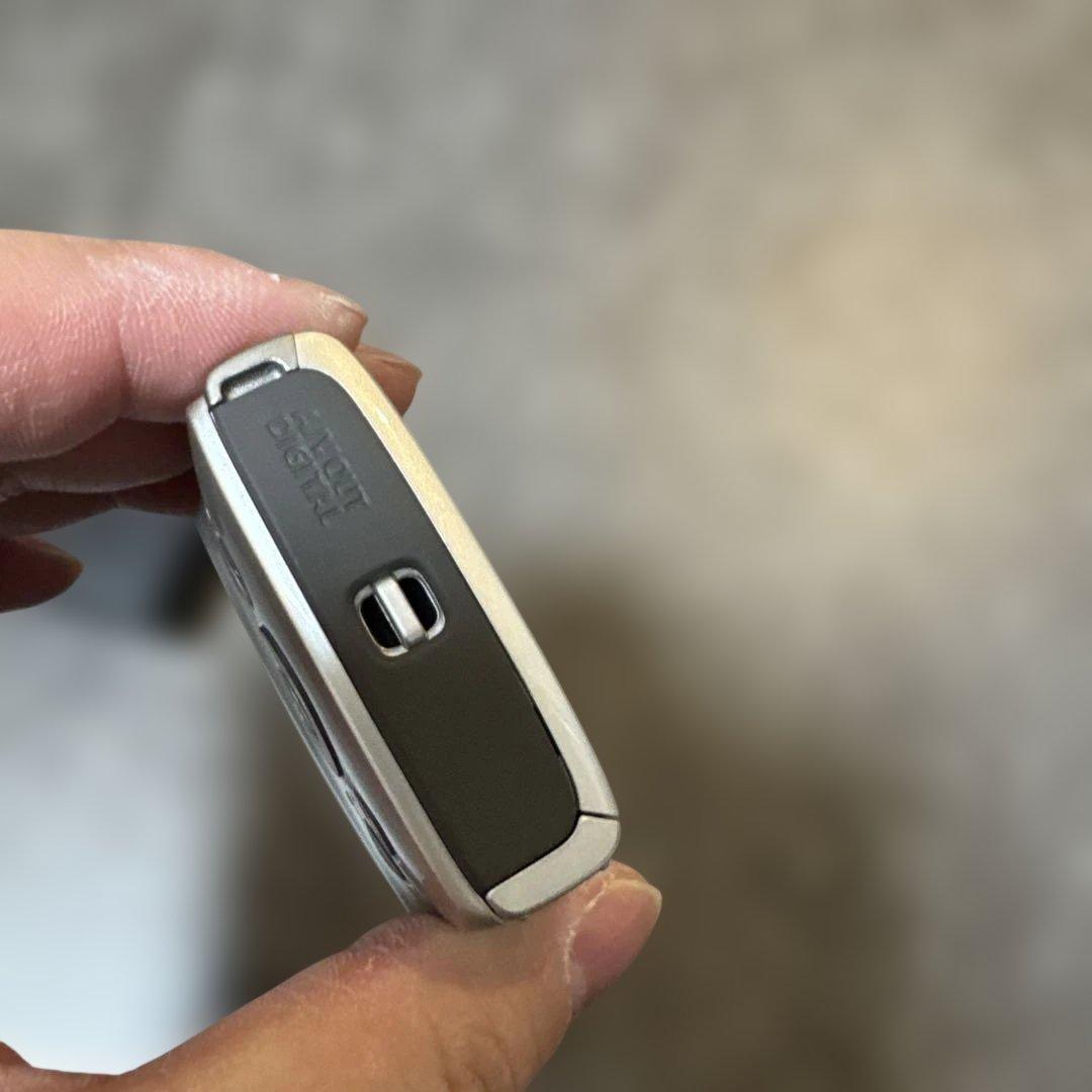 Canon IXY 180 コンパクトデジタルカメラ