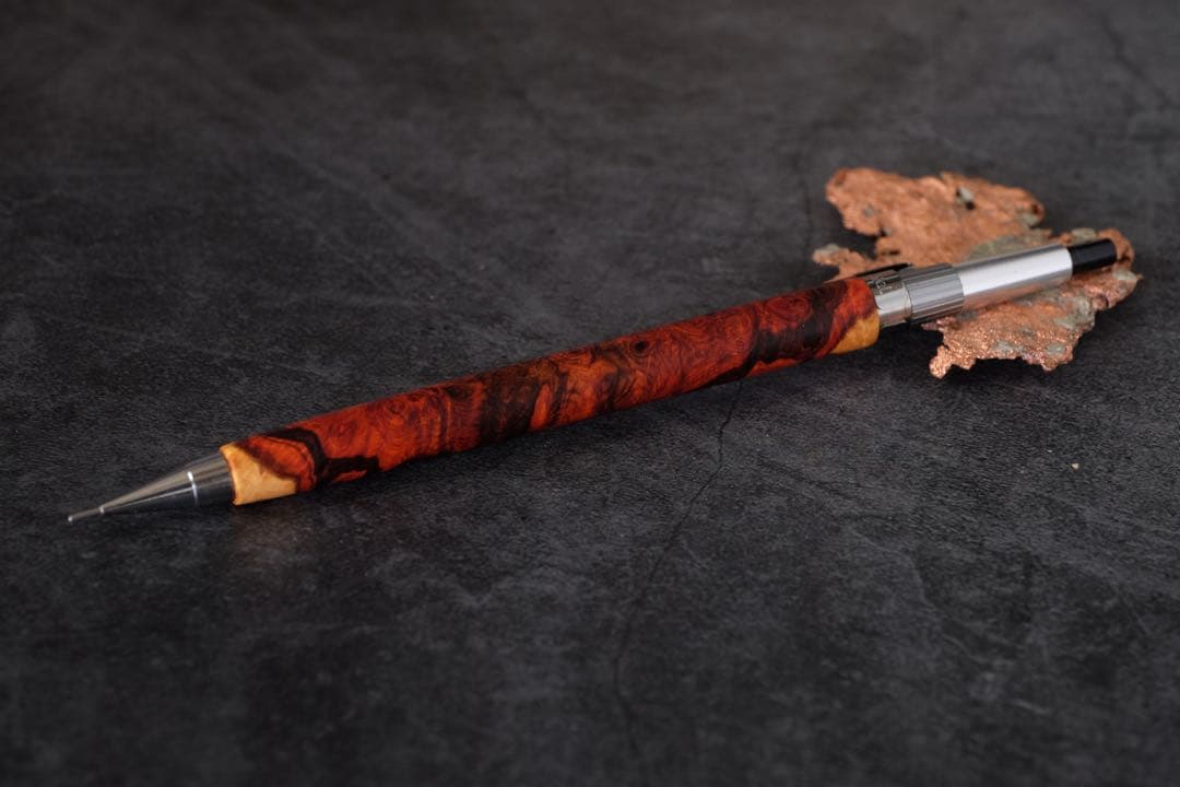 PG5木軸カスタム0214　高村杢工房 製図用シャープペンシル　極上花梨瘤紅白