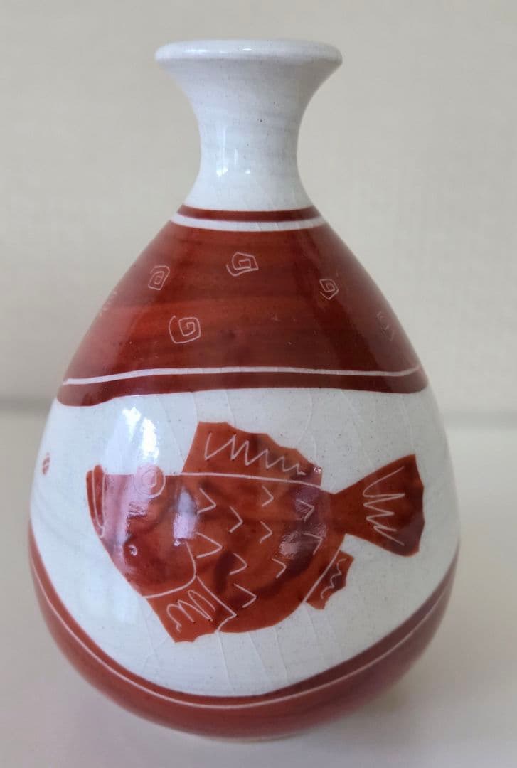 渡辺真樹　花入　魚　　 八戸焼窯元二代目