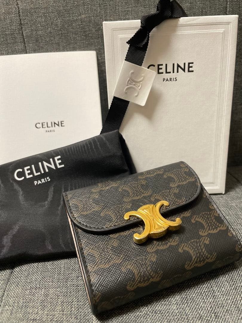 CELINE 財布 スモール フラップウォレット トリオンフキャンバス セリーヌ