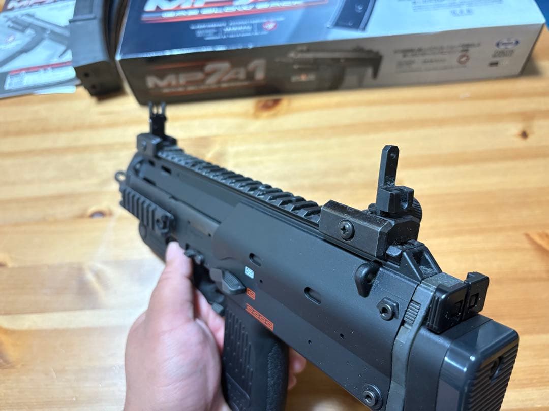 東京マルイ MP7A1 ガスブローバック マガジン2本