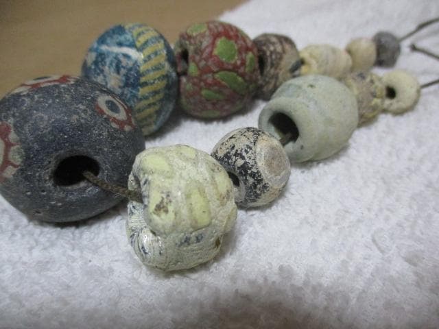 初期トンボ玉等沢山　超貴重　Q59-2