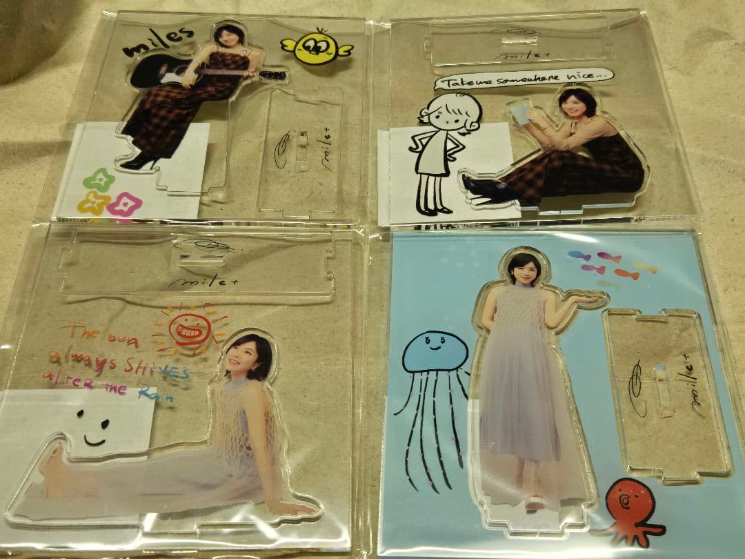 milet アクリルスタンド