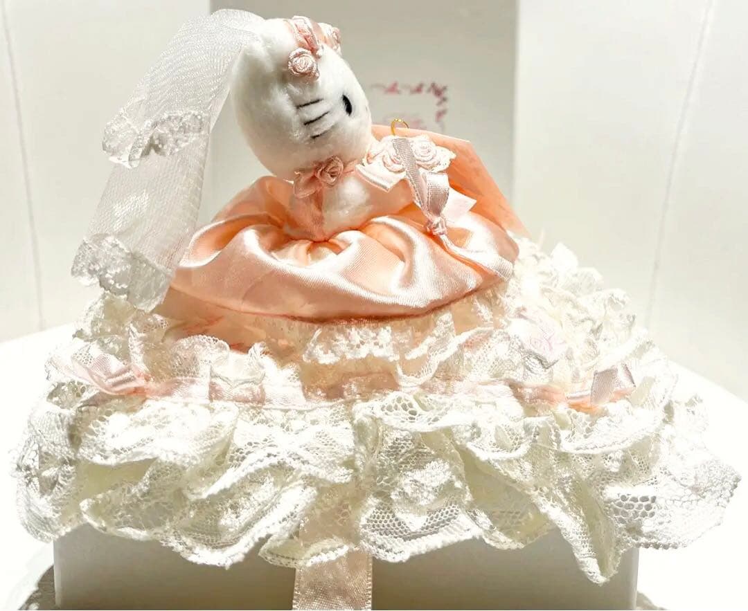 ハローキティ ウエディング ドール リングピロー Vivitix 新品タグ付き