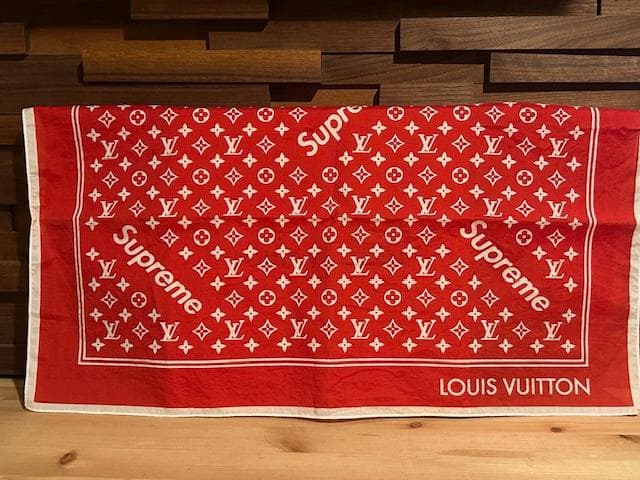 ♪送料無料★Louis Vuitton x Supreme★バンダナ★正規品♪