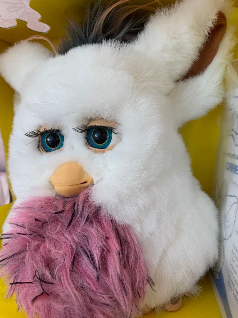 Furby 2 ファービー2 英語版・未使用美品　赤黒　パッションフルーツ