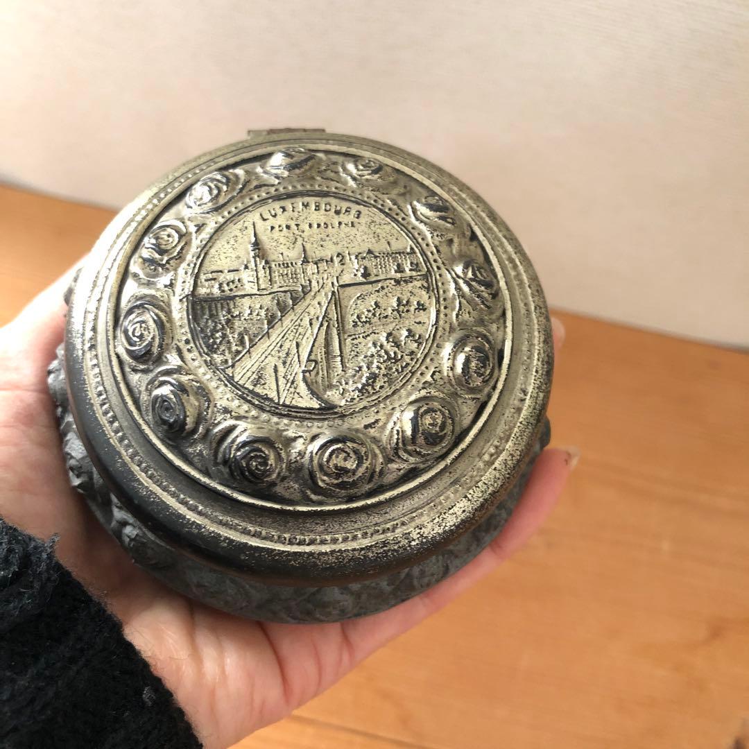 薔薇柄の古い宝石箱　ジュエリーボックス　アンティーク　フランス　no.191