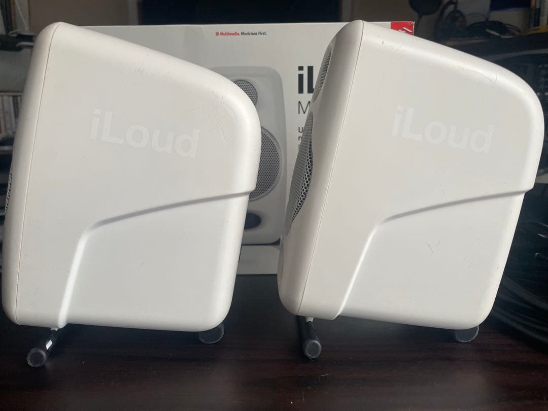iLoud micro monitor スタジオモニタースピーカー ホワイト