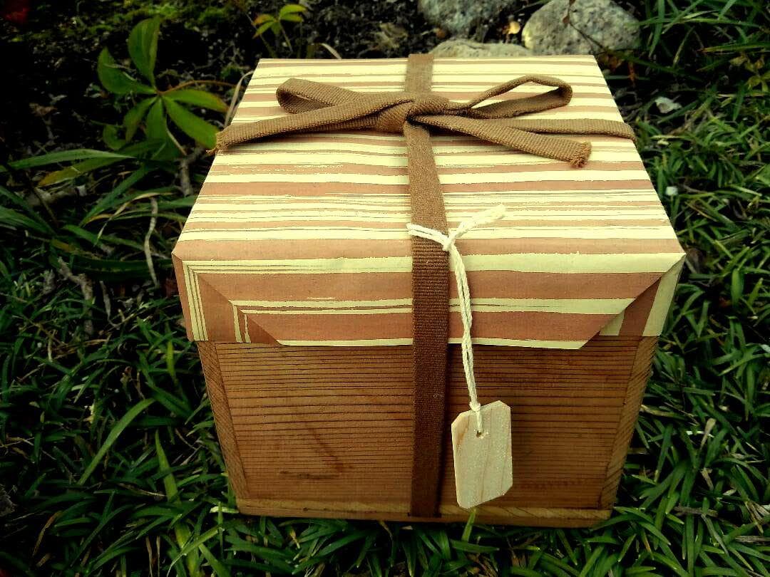 ♥大変に古い　信楽　茶碗　桐箱付き　骨董品