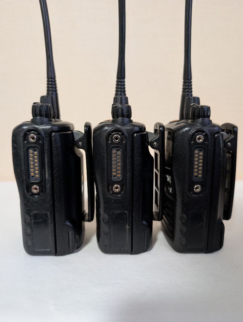 【スキ】スタンダード デジタル簡易無線機 免許局 VXD450U 1台