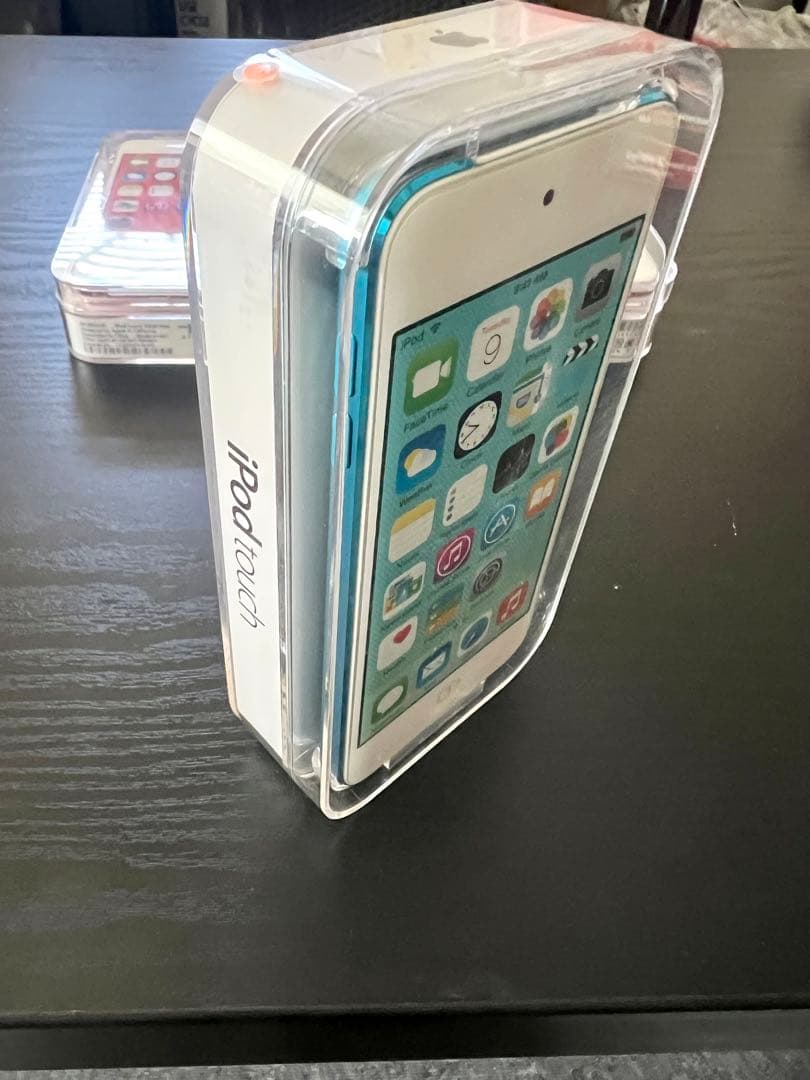 新品未開封！Apple iPod touch 16GB ブルー　第5世代