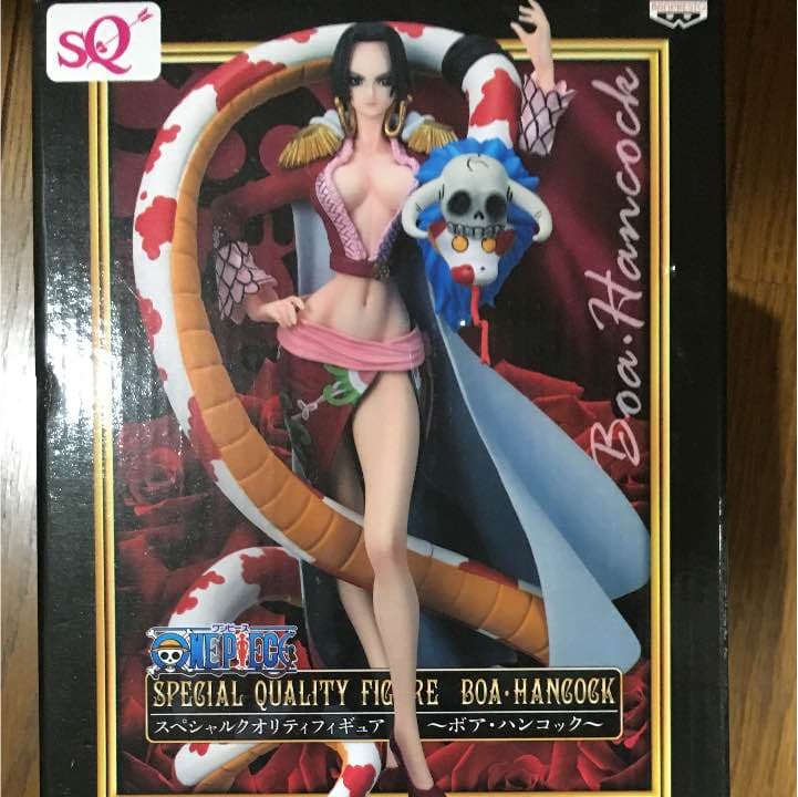 エレン、リヴァイ、ハンコック、悟空対ベジータのフィギア