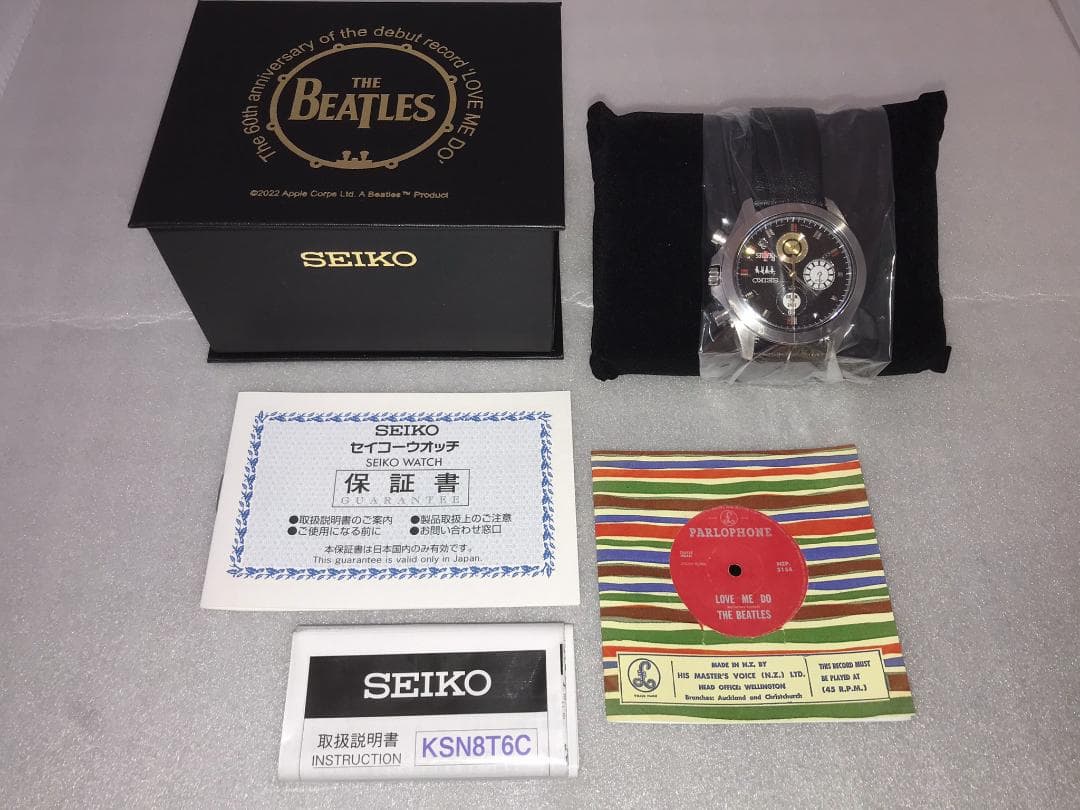 ビートルズ BEATLES LOVE ME DO 60周年記念 限定 腕時計