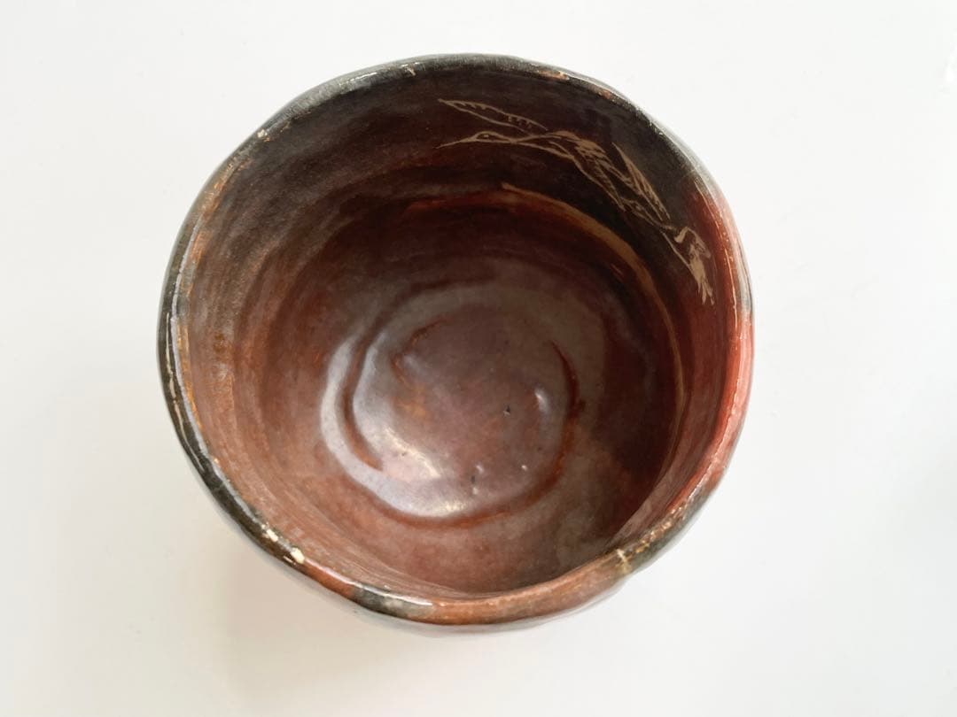 陶芸家　十二代　樂吉左衛門　弘入　鶴之画　赤筒茶碗　十五代識箱　共箱　赤楽茶碗