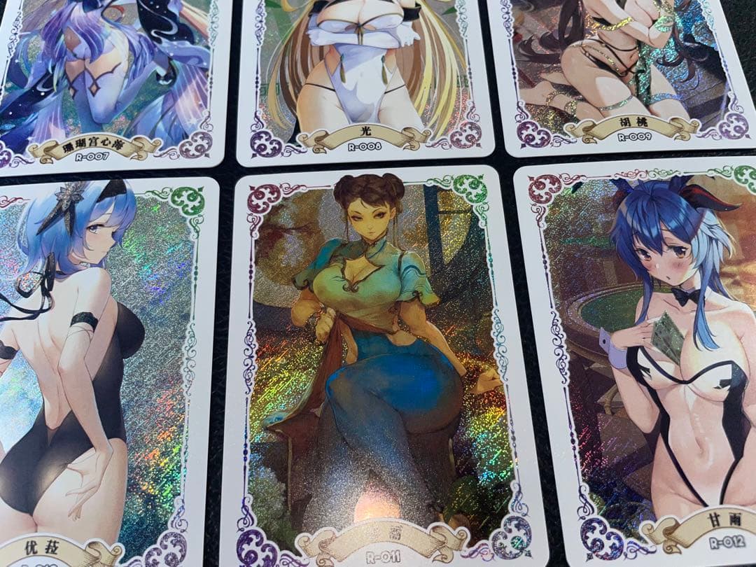 ①18枚　女性キャラのキラカード