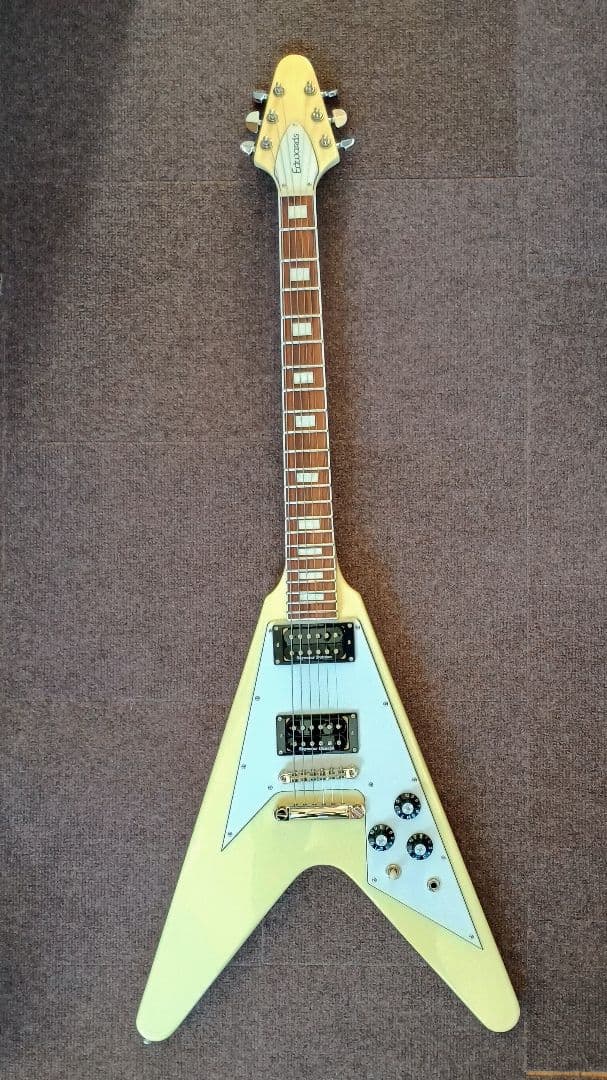 （今週末まで）EdwardsフライングV　E-FV-120D