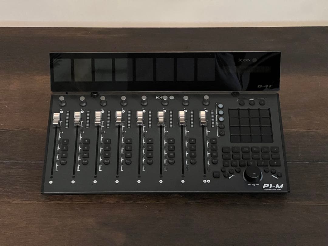 【美品】iCON P1-M & D4T セットDAWコントローラー（4ヶ月使用）