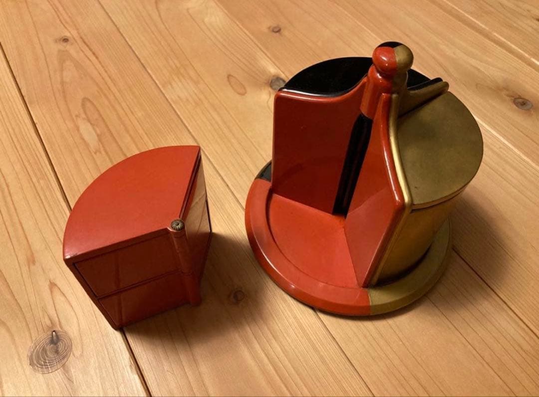 細工物 三色小物入れ 漆器 黒・赤・金